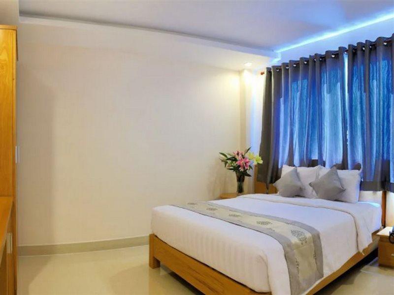 U And Me Hotel Tan Phong Dış mekan fotoğraf